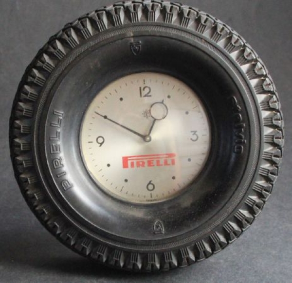 Pirelli Tires Stelvio Advertising-Tableclock 1965 (3926)